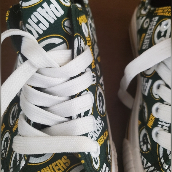 NFL Shoes - Green Bay Packers size 7 women's shoe
